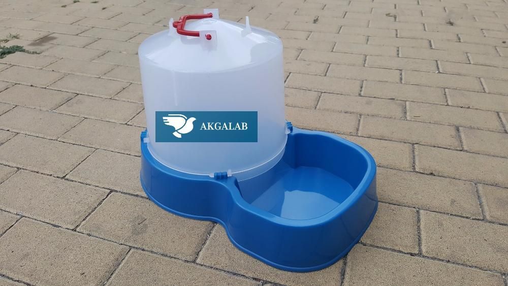 Хранилка за Кучета и Котки 8кг / 12кг / Поилка за Кучета и Котки