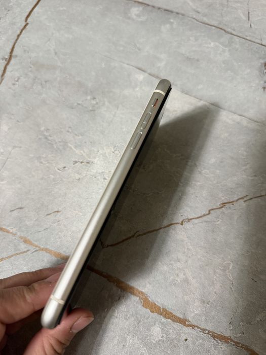 Срочно продам Iphone 11 128гб