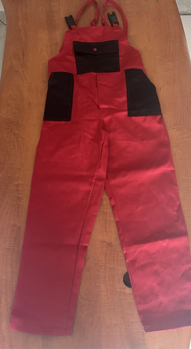 Pantaloni cu pieptar / salopete / combinezon / pantaloni lucru