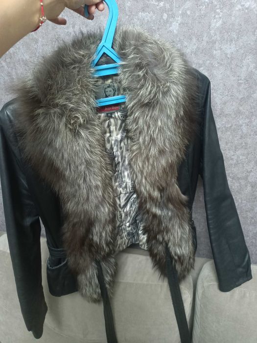 Куртка натуральная кожа ,мех чернобурка