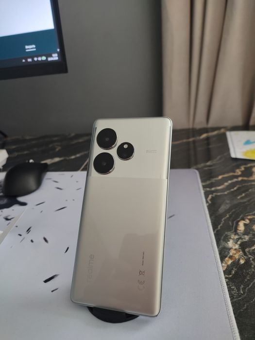 Realme gt 6 12/256 обмен продажа