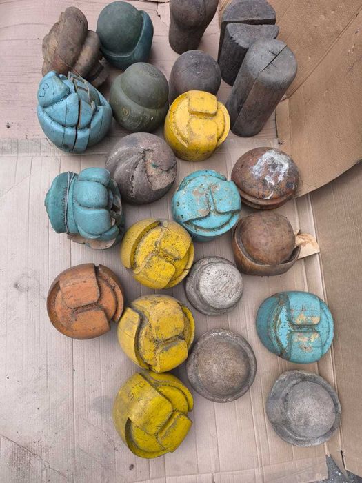 Болваны для шапок.