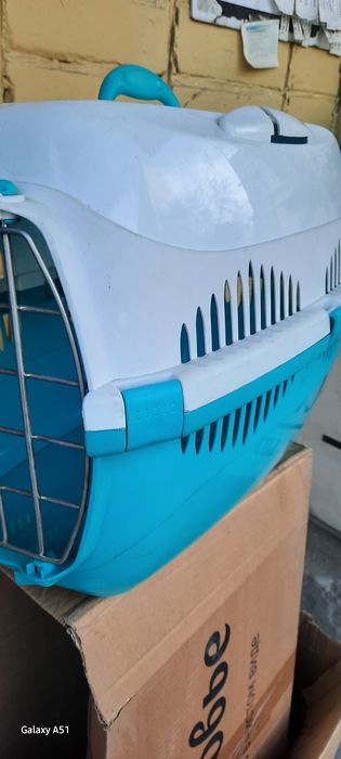 Переноска для домашних питомцев