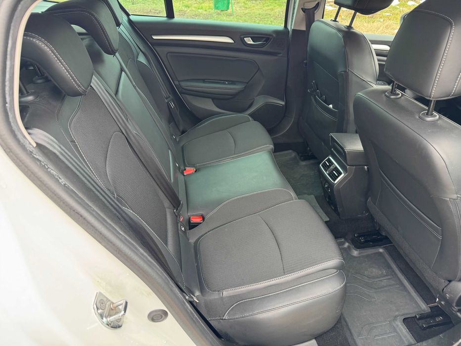 Renault Megane 4 Estate benzina cutie automata 159 TCe 116CP Intens