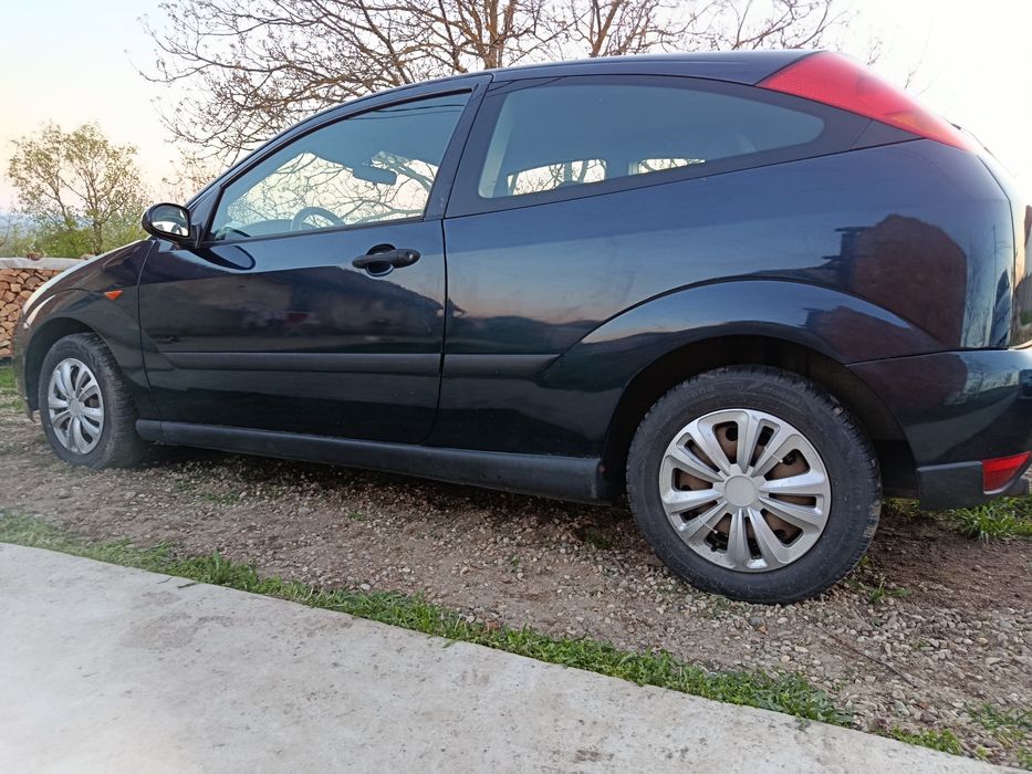 FORD Focus 2001 — imagine 5
