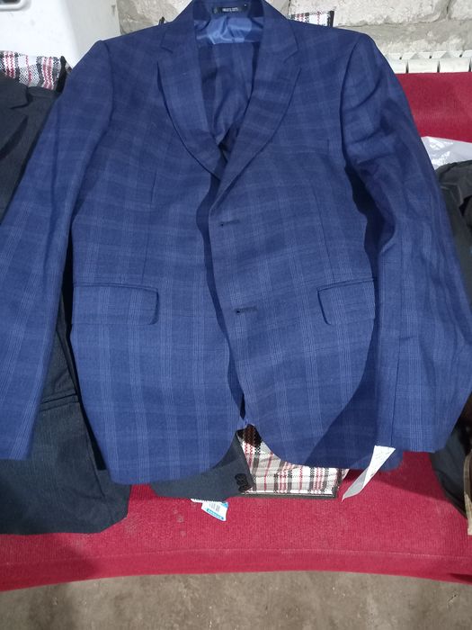 Продаётся кастюм новый