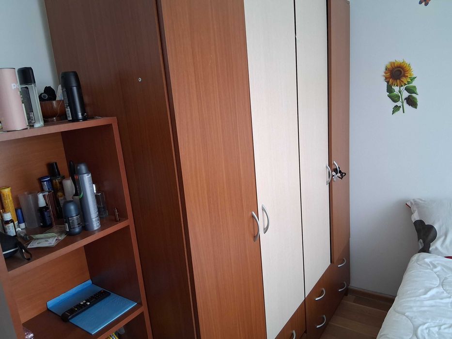 Dulap dormitor vand urgent