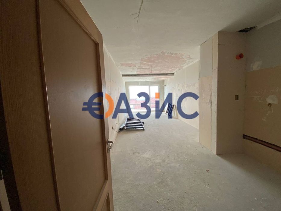 Продава се Двустаен апартамент в с. Кошарица, Област Бургас - 94 кв.м за 237 €/кв.м - Снимка #1