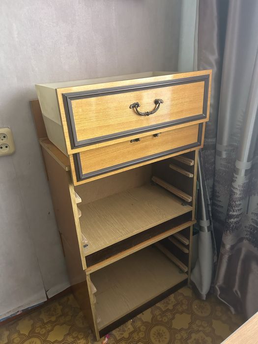 Отдам бесплатно тумбочки