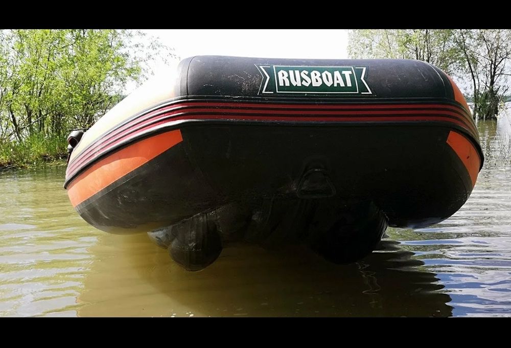 Лодка 3.9 с мотором 18