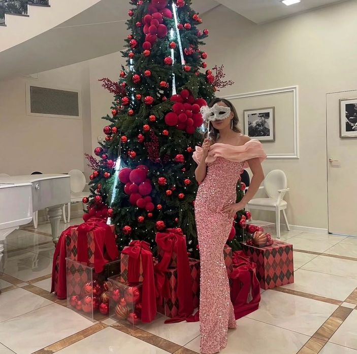 Вечернее платье в идеальном состоянии