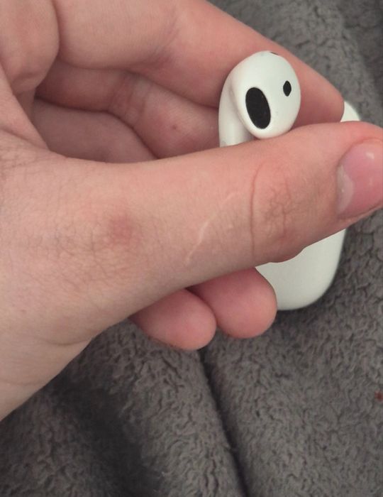 Caști AirPods 4 Wireless,Bluetooth.