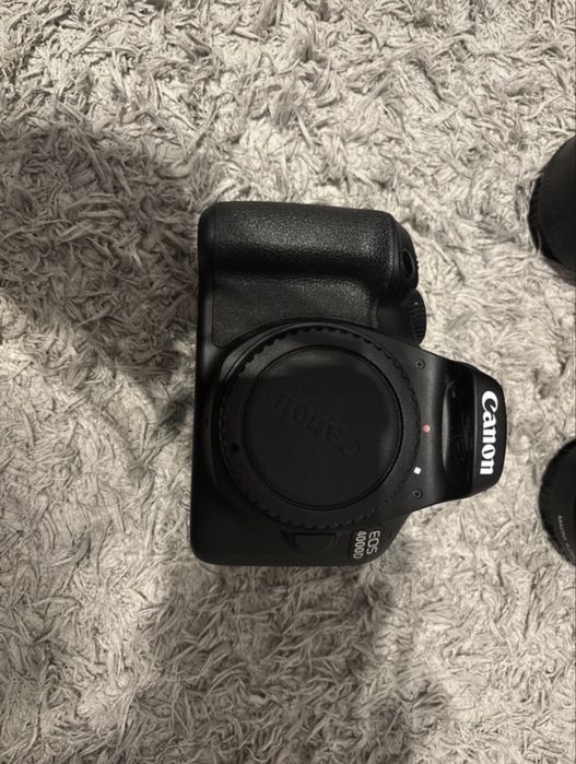 Camera canon 4000d