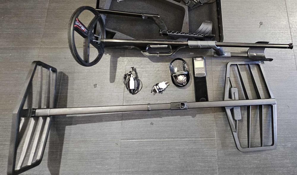 Кантар XP Xtrem Hunter и металотърсач Deus 2