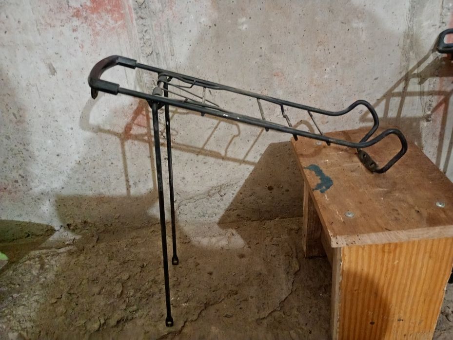 2 Броя багажници за колело