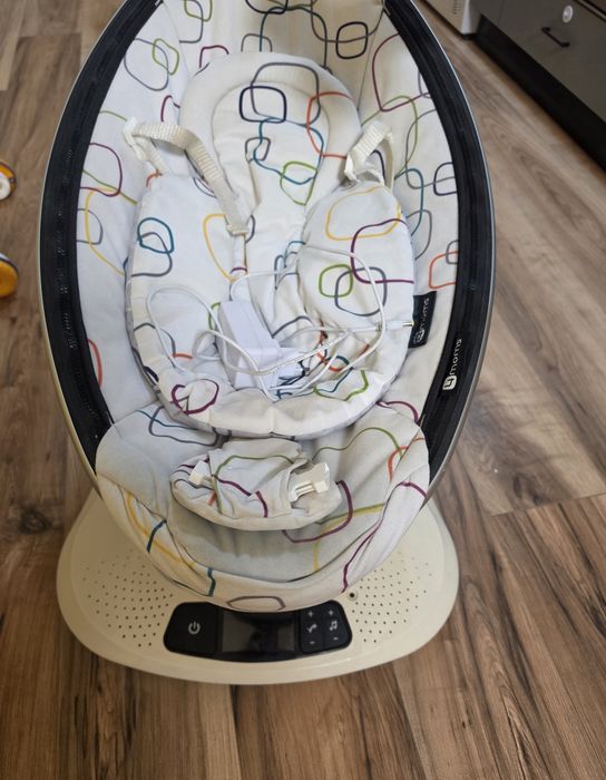 Електрическа бебешка люлка MamaRoo  4moms 4.0 + подложка
