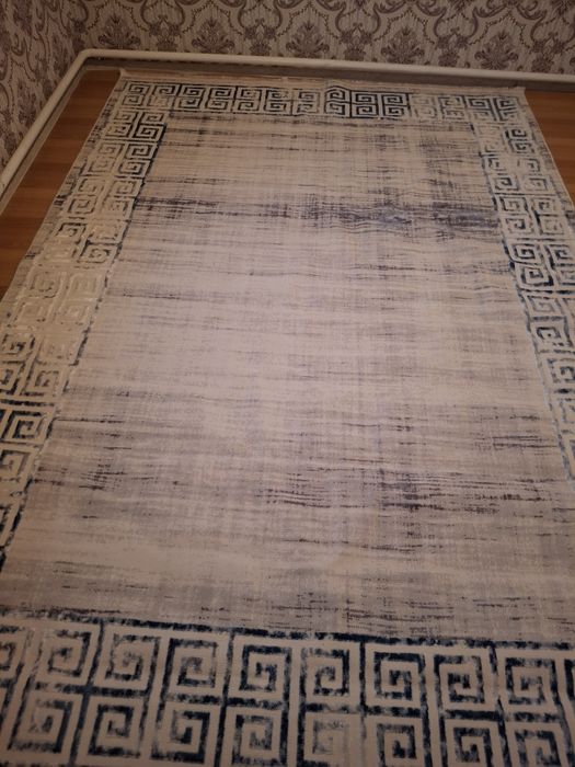 Продается Ковер.