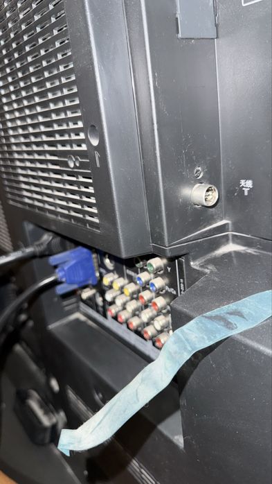 Продам телевизор бу проблема с экраном