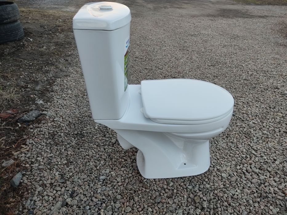 Унитаз с бочком.