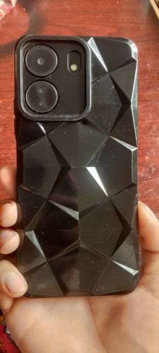 Redmi 13 c  xotira 128