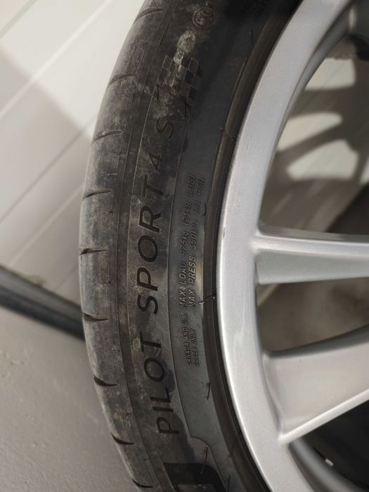 Гуми с джанти 295/35R21 за Porsche Cayenne