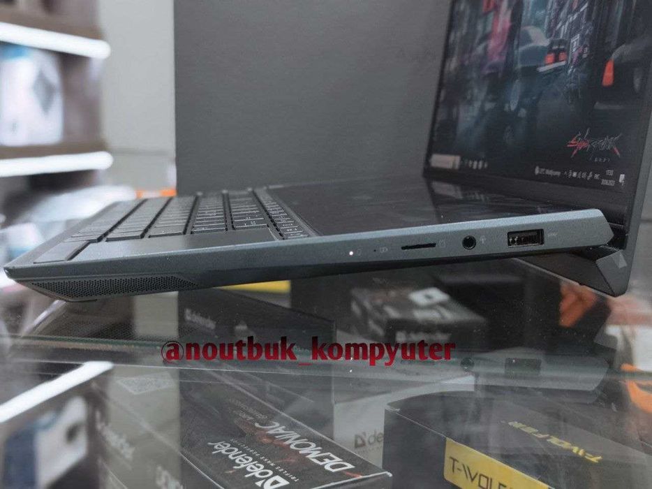 Asus Zenbook Duo
CORE I7 10510U 4 Yader 8 Potok (1.8Ghz-4.9Ghz)