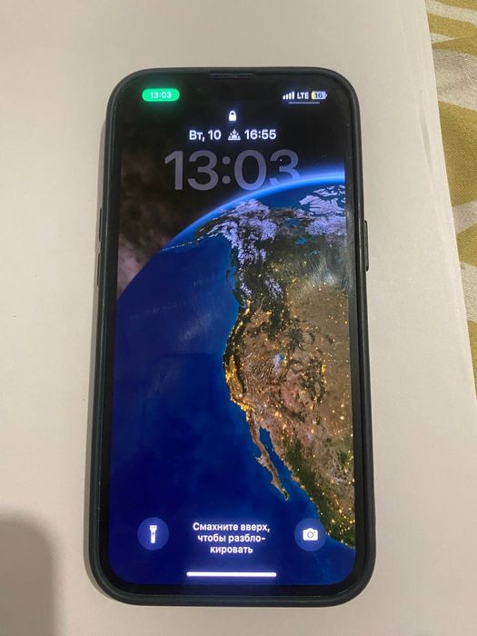 Продам Iphone 13