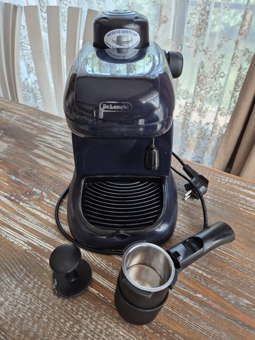 Кафемашина DeLonghi EC5.1