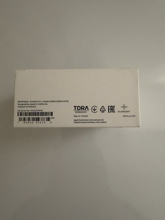 Продам новый AirPods Pro 3