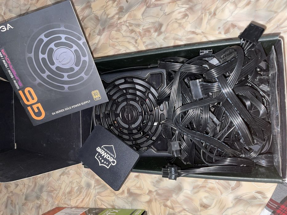 Блок питания EVGA SuperNOVA 1000 G6 (1000W)