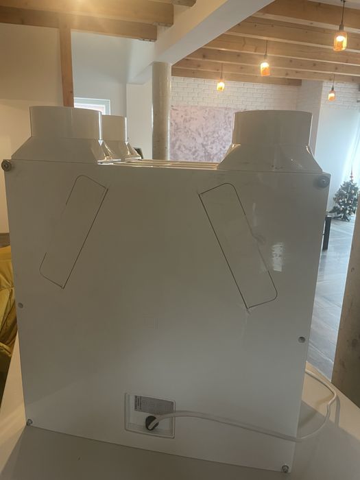 Recuperator de căldură/ centrala de ventilare cu recuperare de caldura