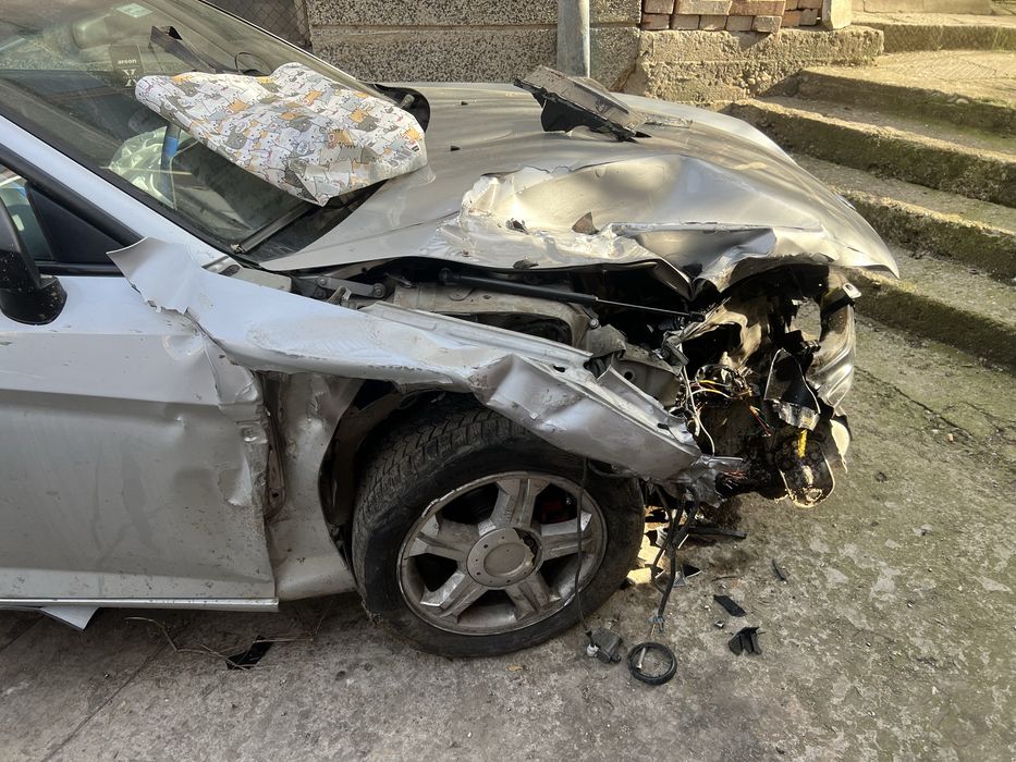 Hyundai coupe на части