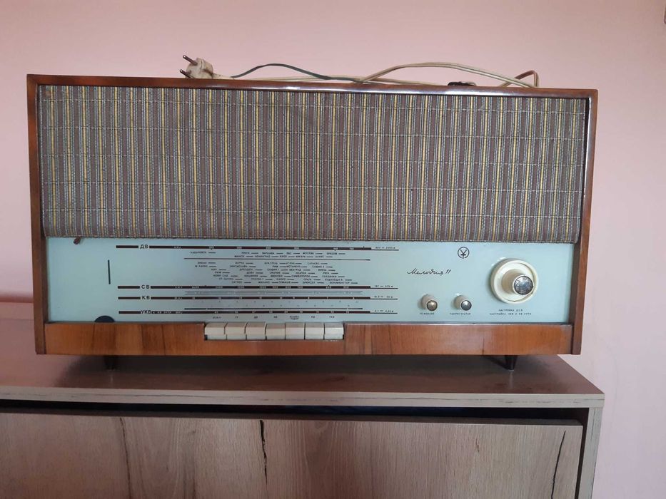 Радиоапарат Мелодия 11, ретро и изключително запазен