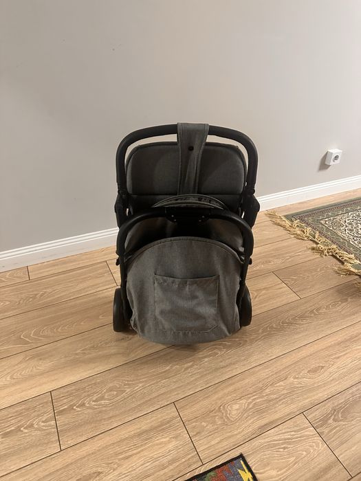 Продам коляску baby time future