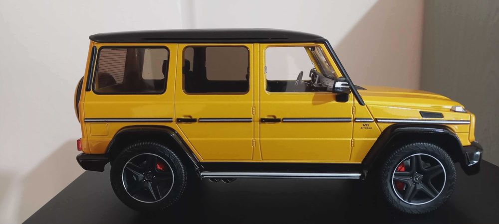 Mercedes-Benz AMG G63 W463 G-Class 2016 Solar Beam   1:18 iScale