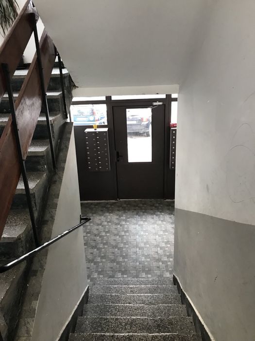 Продавам апартамент находящ се в Надежда -2