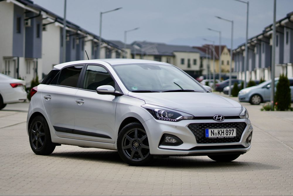 ‼️Hyundai i20 ACTIVE/2019/ AUTOMAT/ 1.0 T-GDI 101 cp/ Euro 6( incalzire volan, scaune,lane assist, Navi) 180.000 km REALI / istoric complet Germania‼️