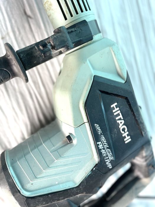 Scule profesionale DeWalt / Milwaukee / Hitachi