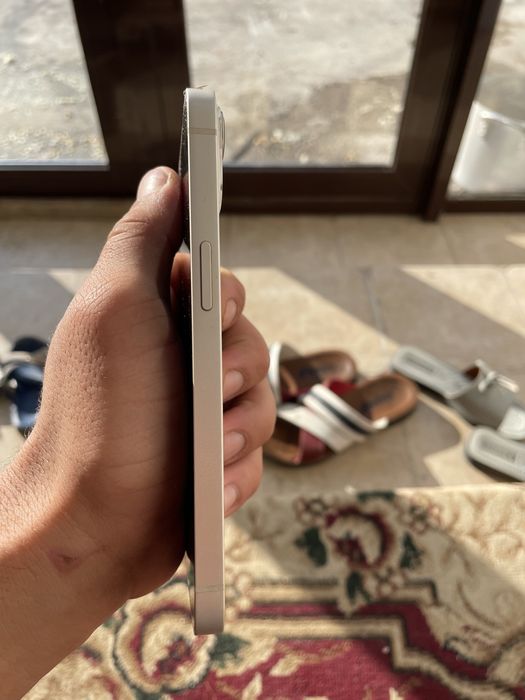 iPhone 13 гарантия