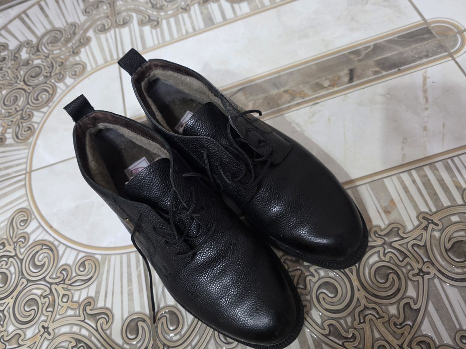 Продам зимнюю обувь