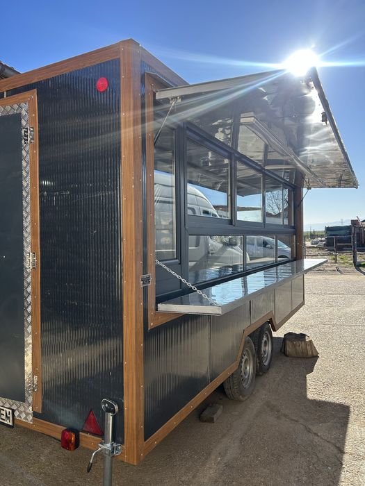 Изработка на каравани и търговски фургони за бързо хранене