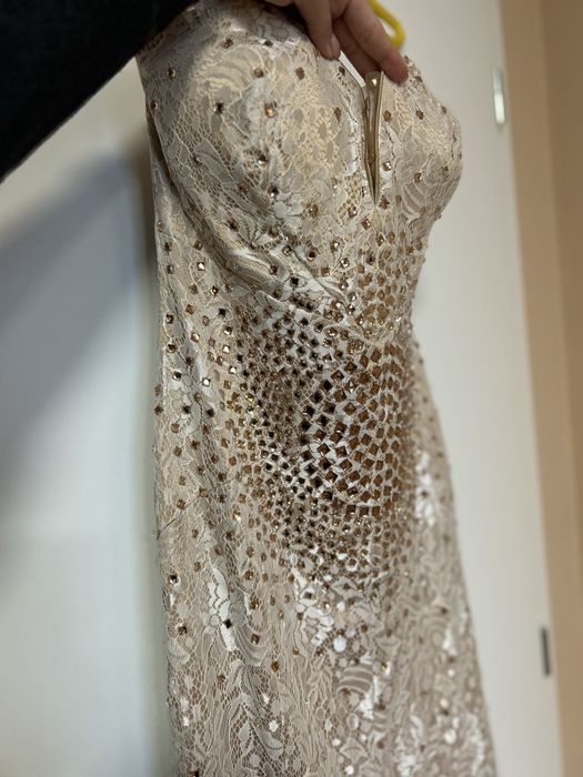 Официална бална рокля