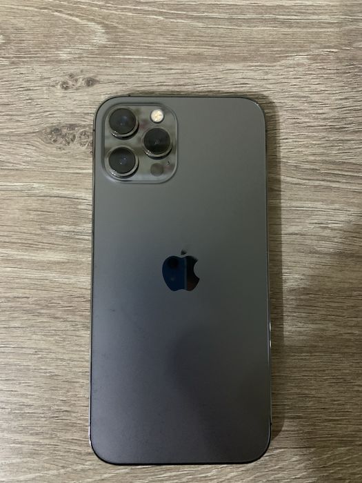 Продам айфон 12 про макс