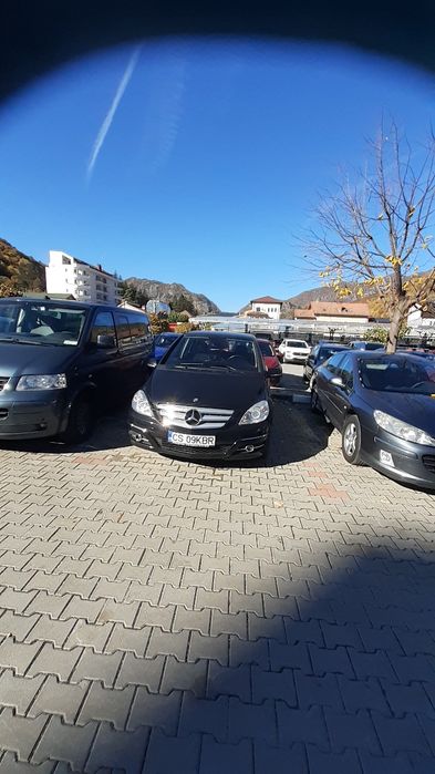 Vând Mercedes Benz B160