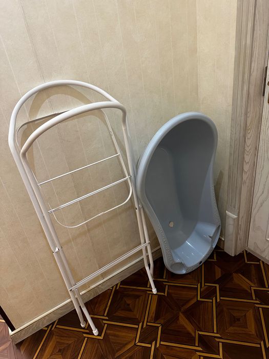 Набор. Ванночка, горка , круг для купания