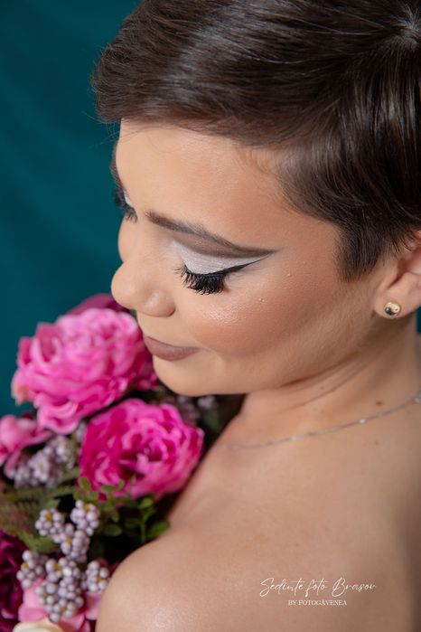Cosmetica, make-up profesional, Pensat, Laminari, Epilări, Cursuri