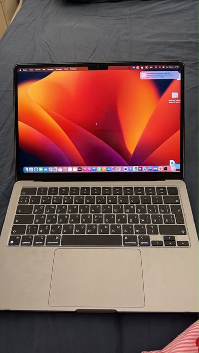 MacBook Air 13″  2022 M2 8гб
