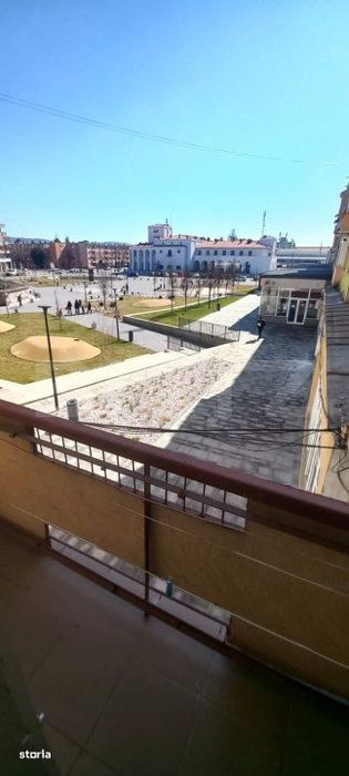 Apartament cu 3 camere, zona centrala in Campia Turzii