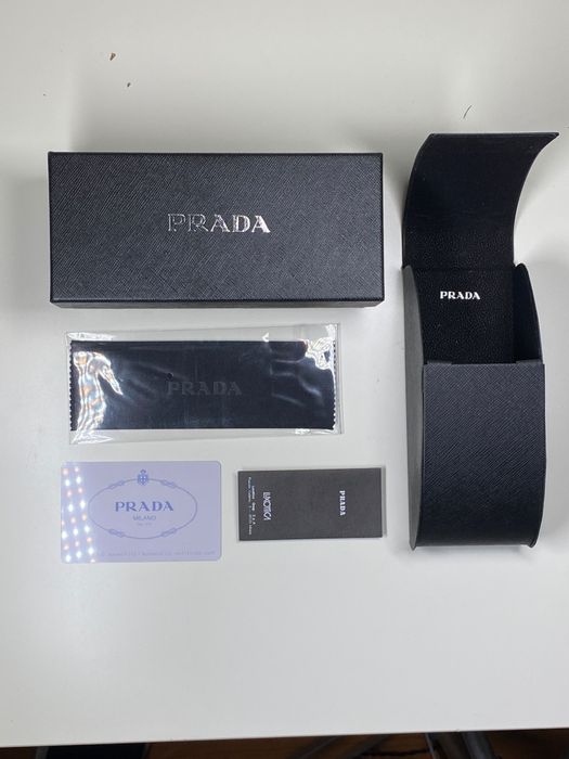 Ochelari de soare Prada | negru | toate accesoriile incluse