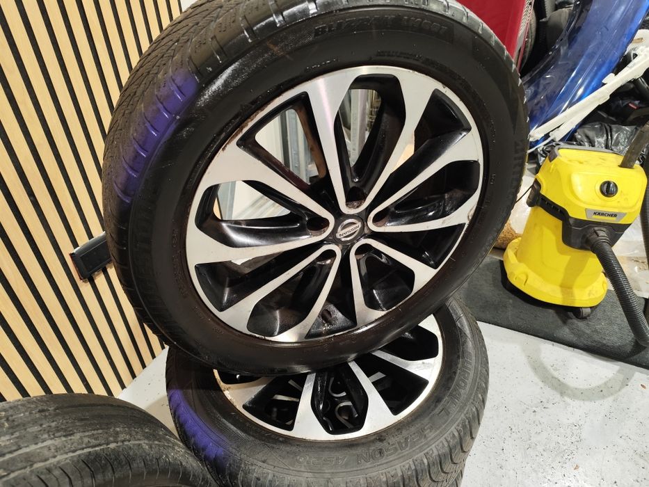 Jante 18 Nissan Qashqai gri plus crom și negru plus crom preț/set